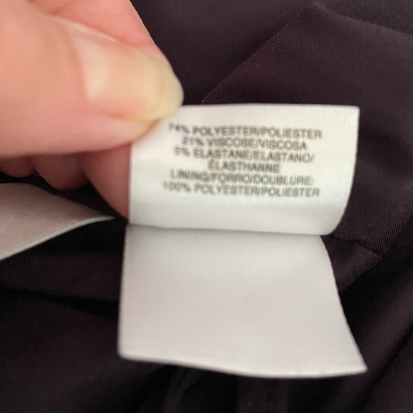 Kasper Plum Sleeveless Sheath Dress Size 10 – Elegant Cut-Out Neckline, Like New - Picture 11 of 12